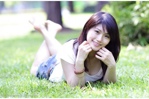 武汉老街品茗图：寻味古韵，茶香袅袅